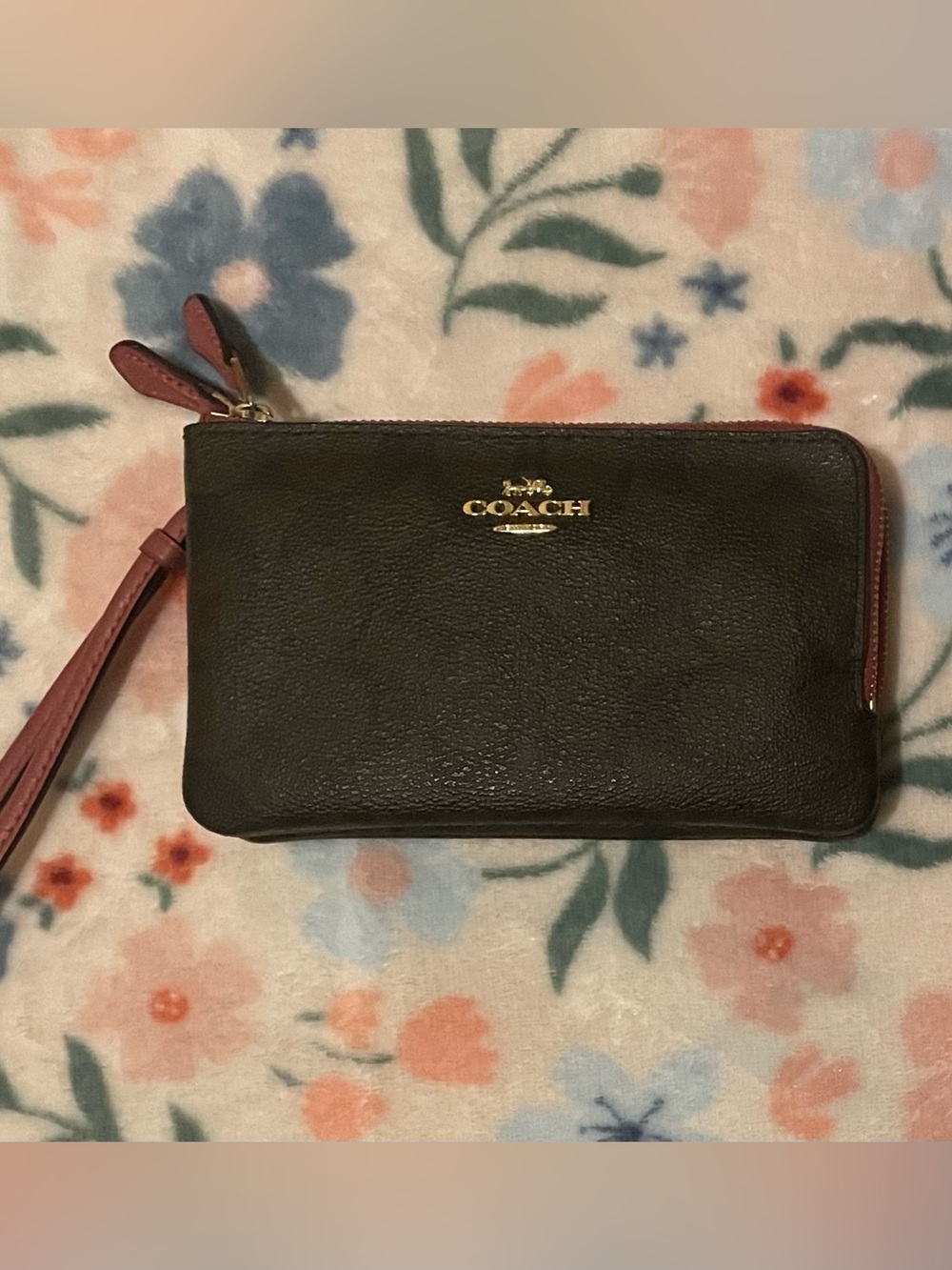 🌟BNWOT Coach Double Zip Wristlet - Chic Signature Brown Canvas with Pink Trim🌟